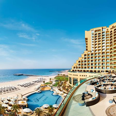 מלון Fairmont אג'מן מראה חיצוני תמונה The resort's beach