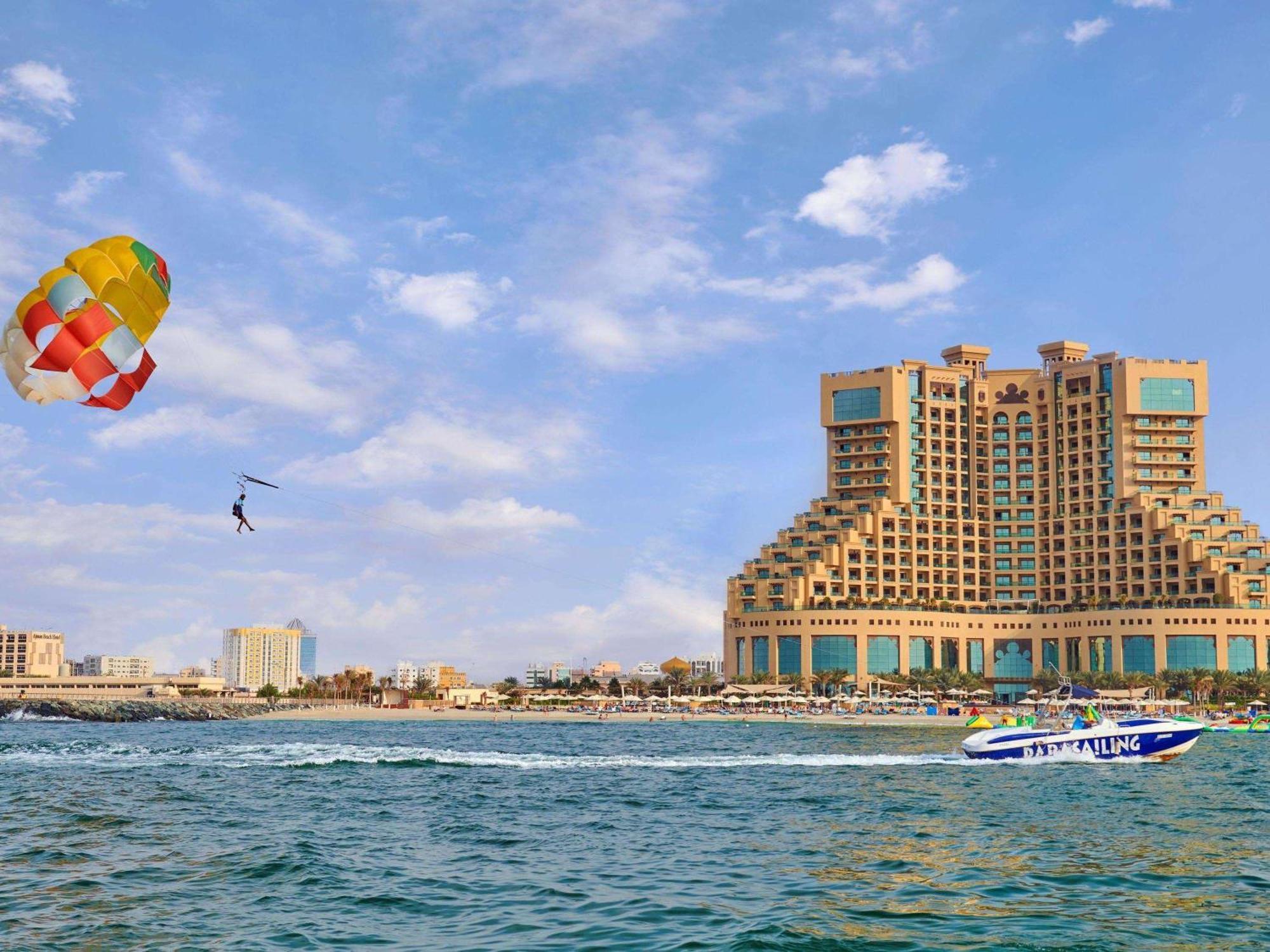 מלון Fairmont אג'מן מראה חיצוני תמונה The Jumeirah Beach Hotel