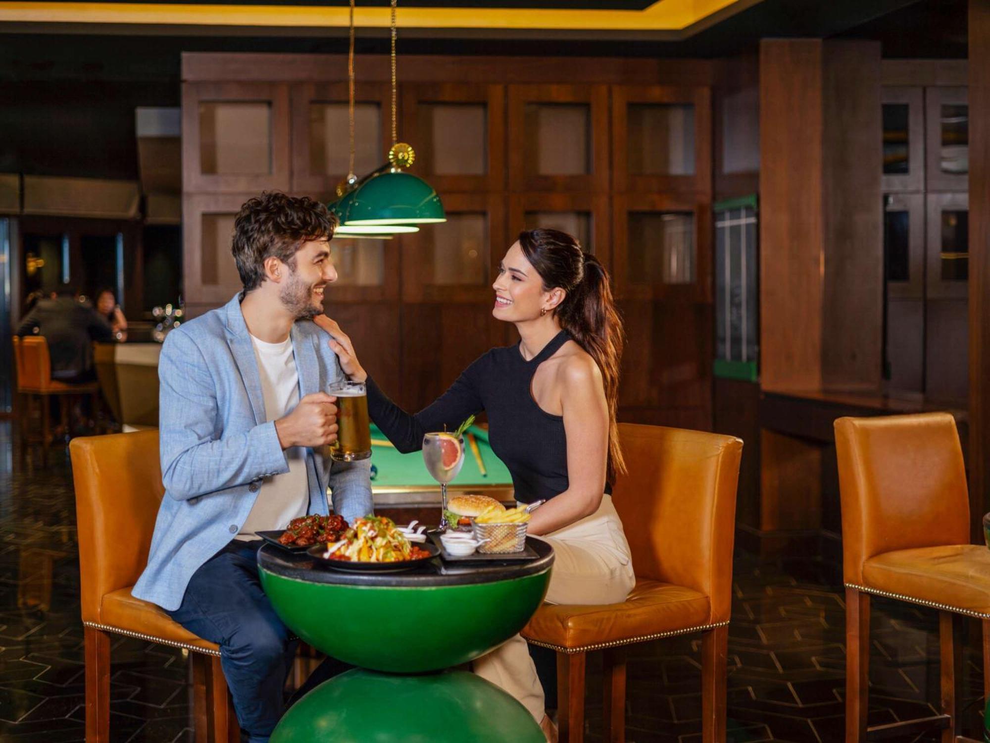 מלון Fairmont אג'מן מראה חיצוני תמונה The Irish House, Hyderabad