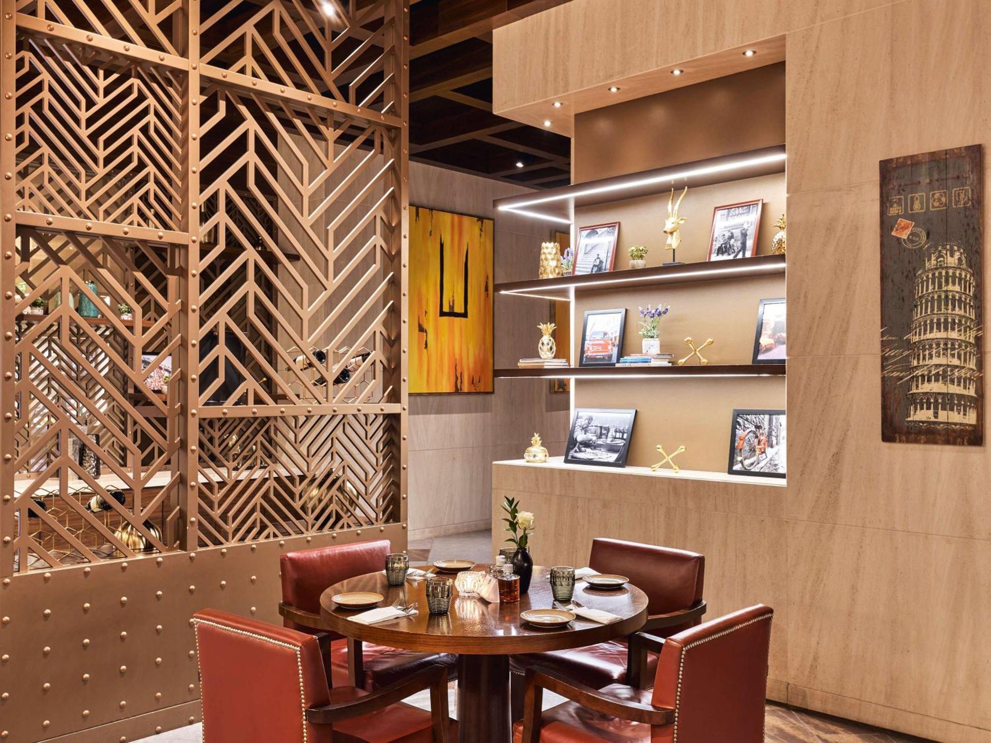 מלון Fairmont אג'מן מראה חיצוני תמונה The interior of the lounge
