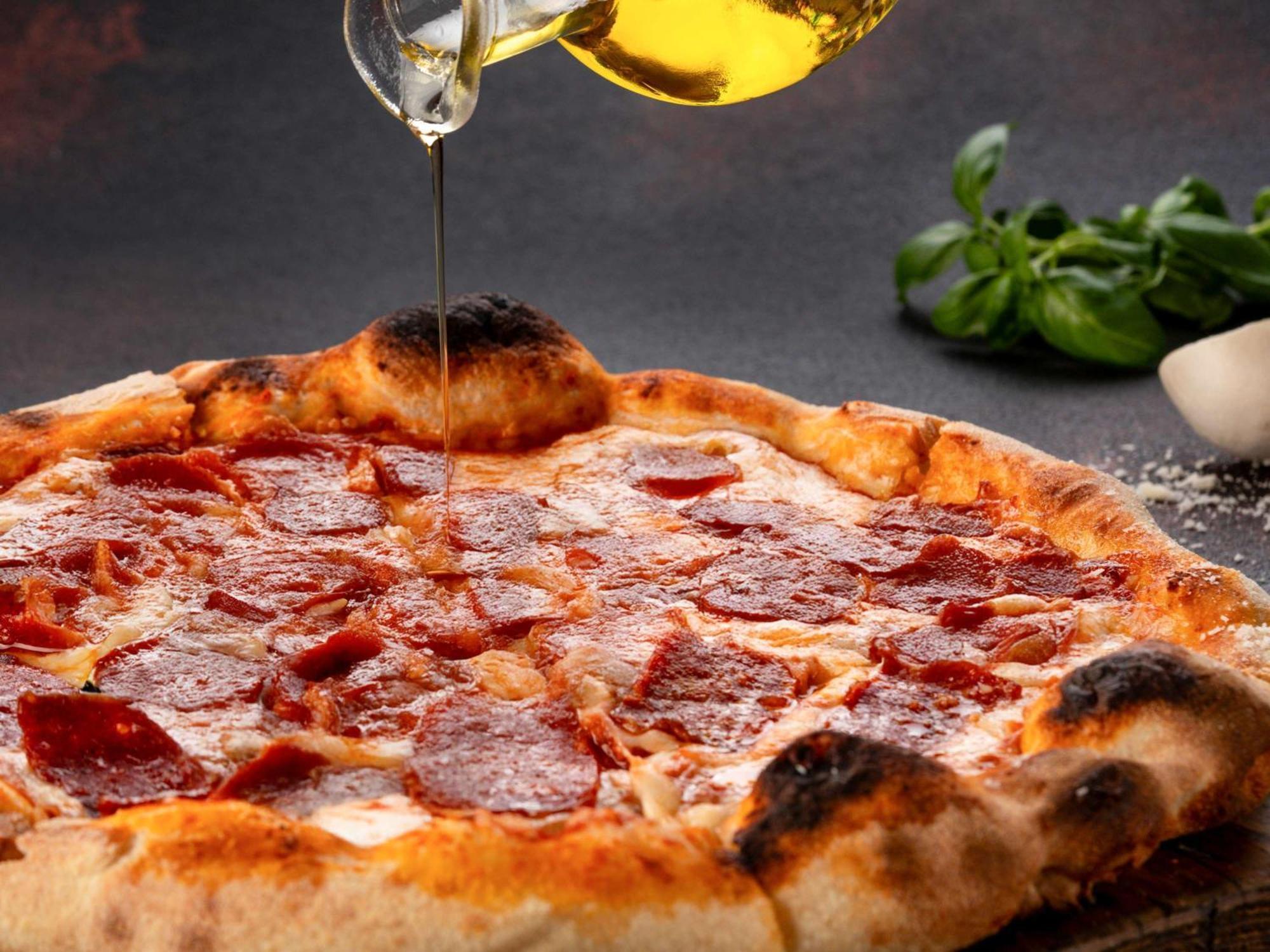 מלון Fairmont אג'מן מראה חיצוני תמונה A salami pizza